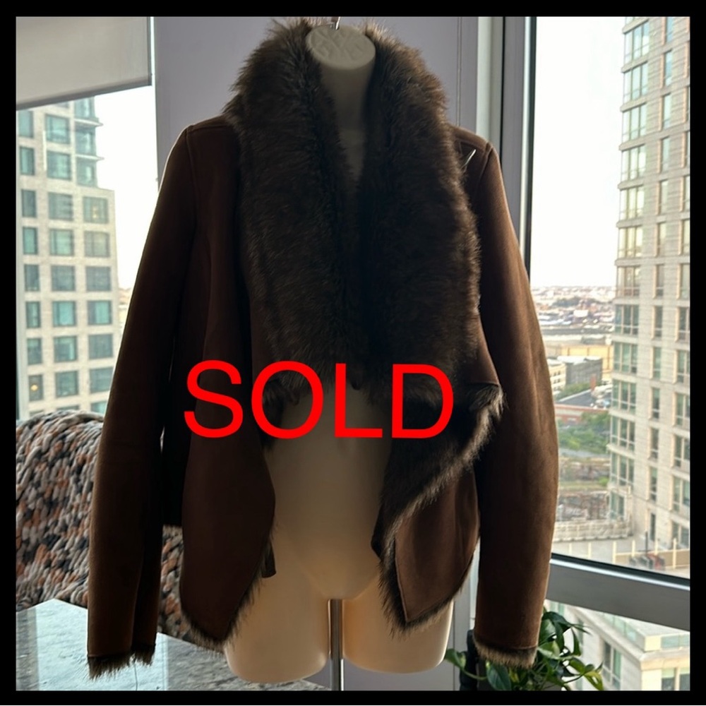Faux fur Moda International coat
